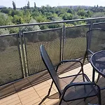 One To One Apartman *