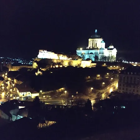 One To One 公寓 Štúrovo