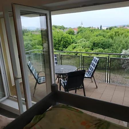 Apartment One To One Sturovo