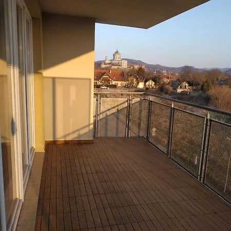 One To One Apartment Sturovo