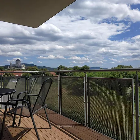 One To One Štúrovo