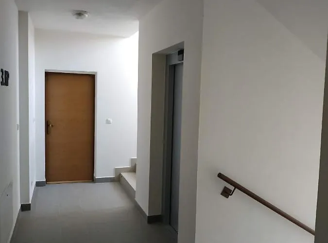 One To One Štúrovo