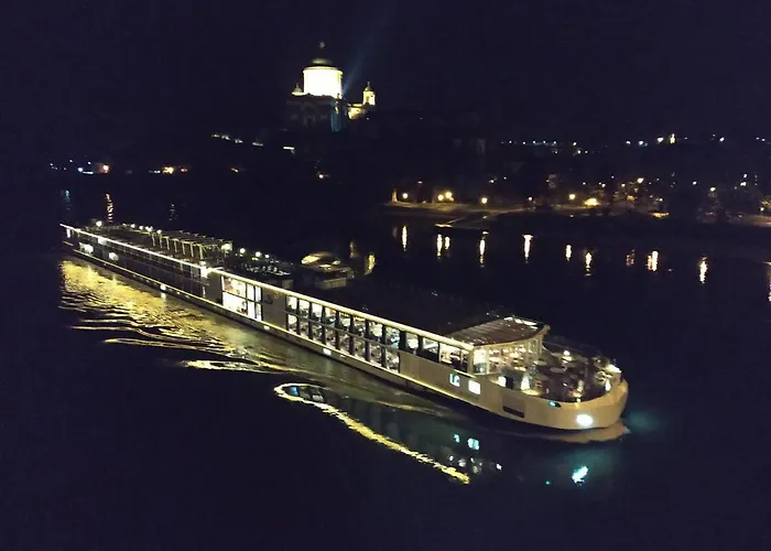 One To One Apartment