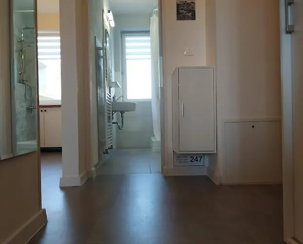 One To One Apartment *