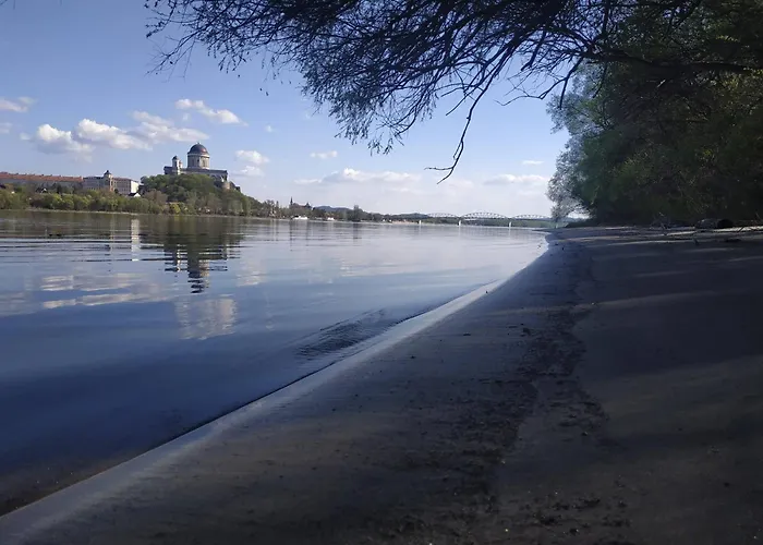 One To One Apartment *